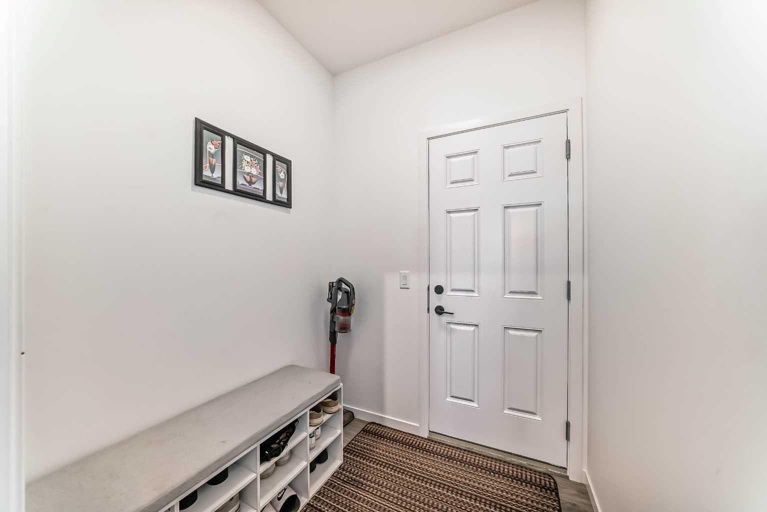 171 Hotchkiss Manor SE