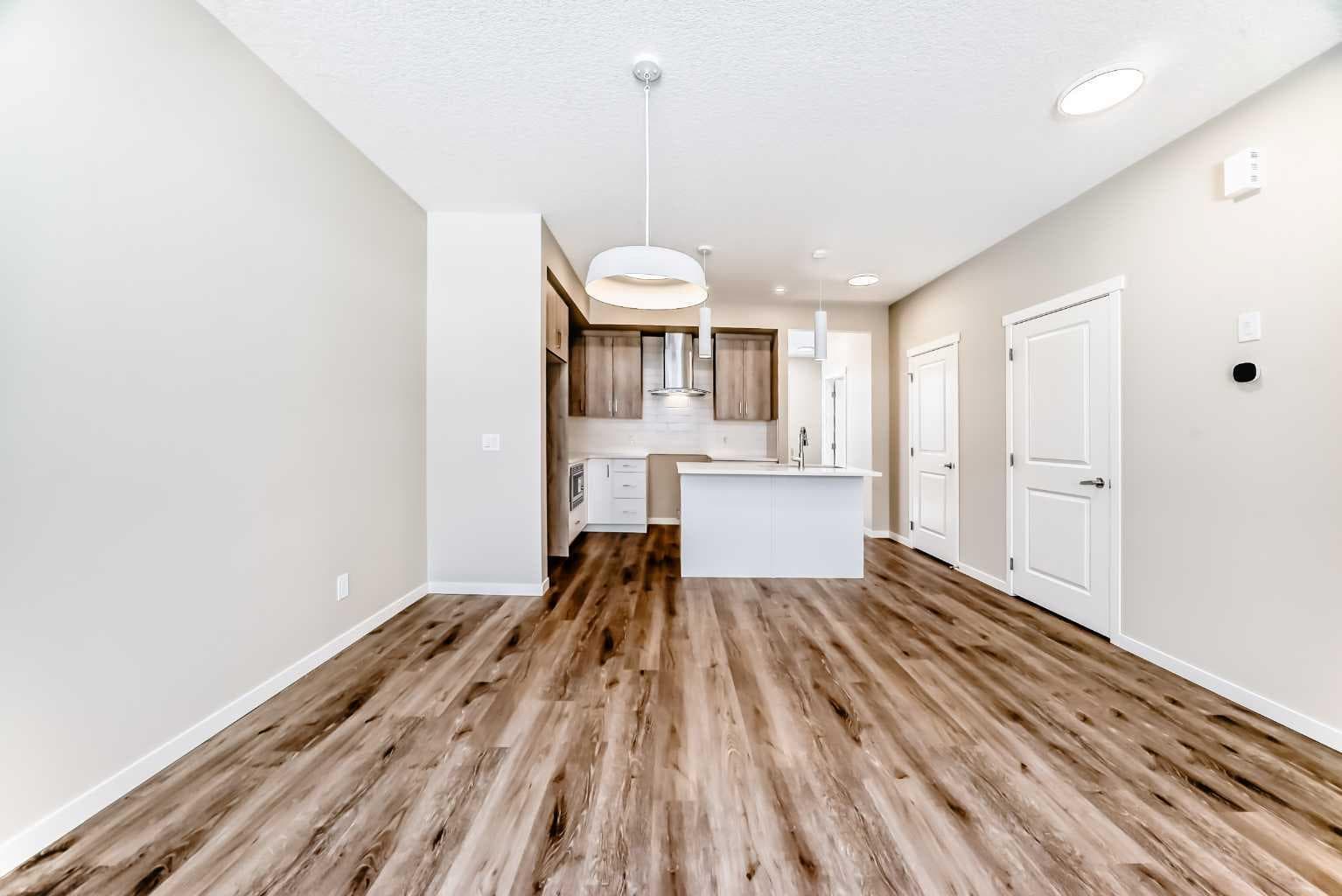 185 Mercado Landing SE
