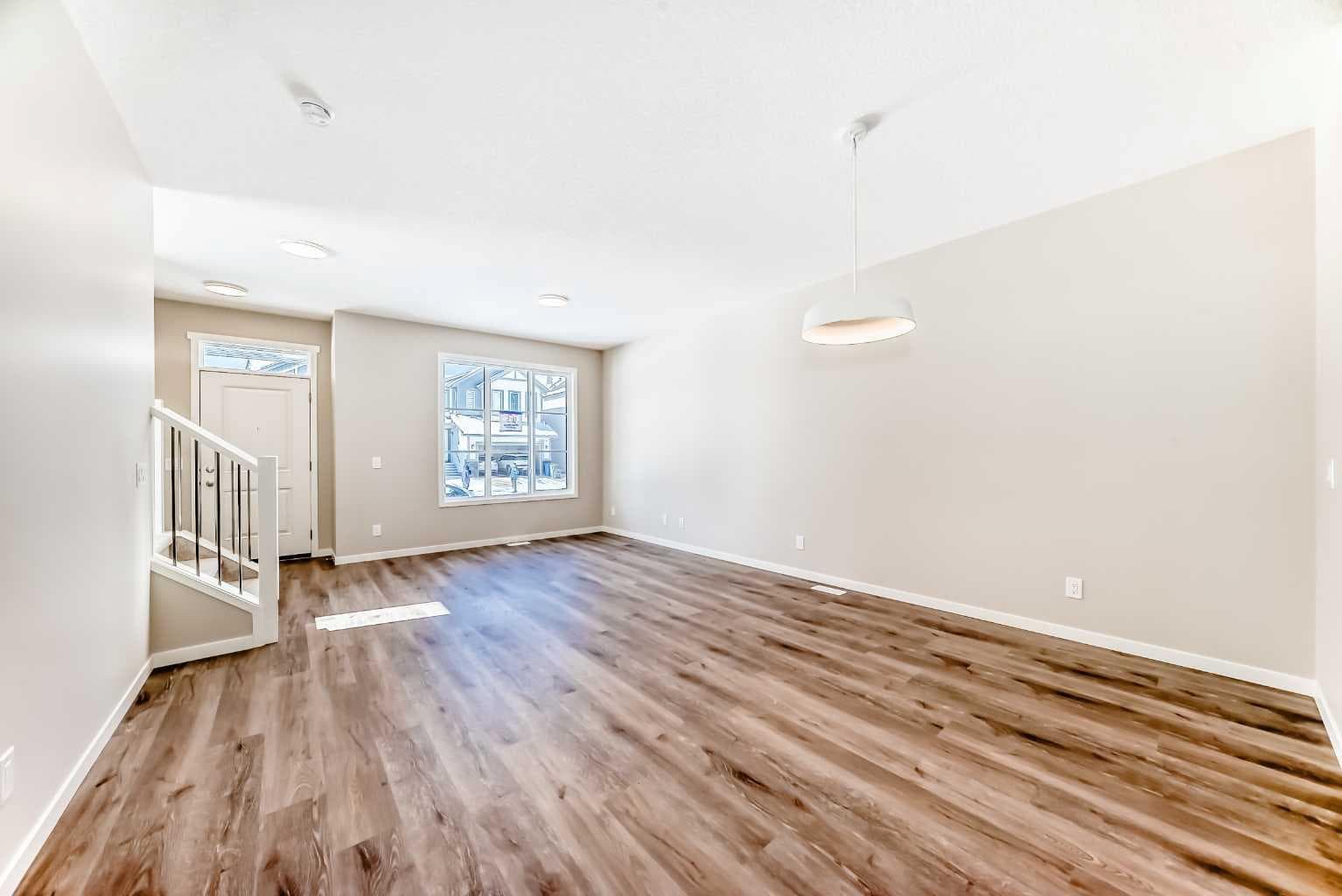 185 Mercado Landing SE