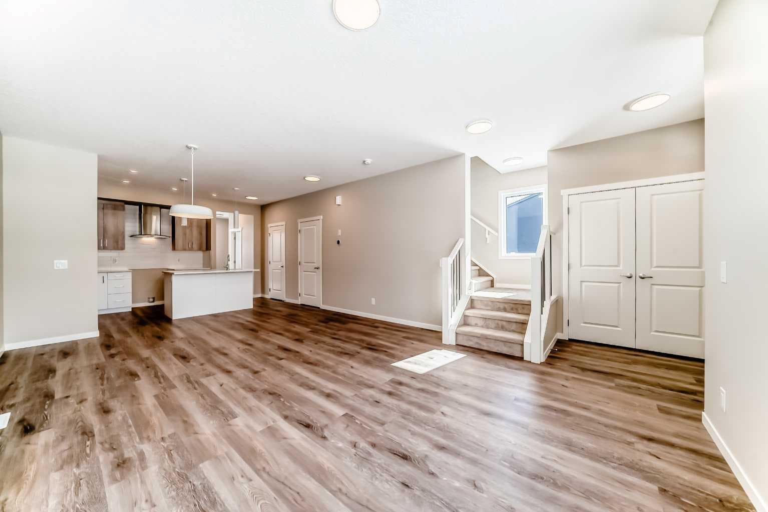 185 Mercado Landing SE