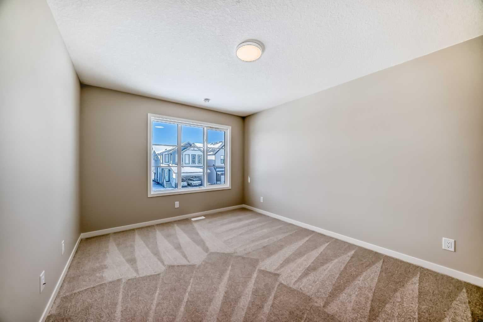 185 Mercado Landing SE