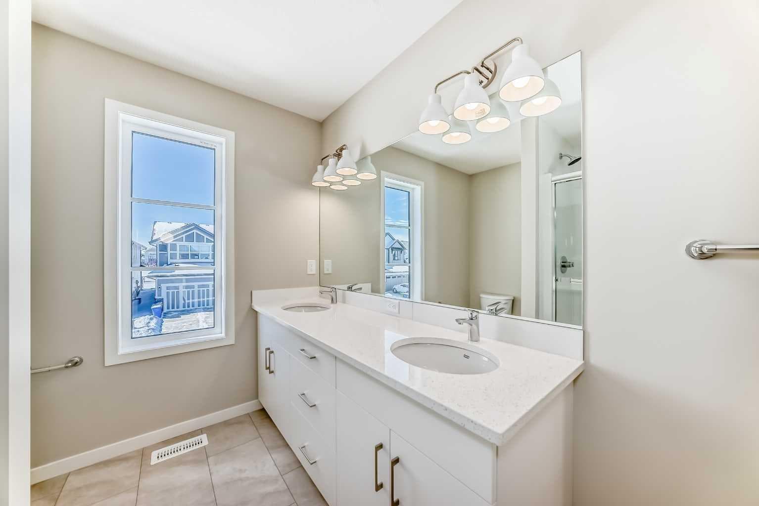 185 Mercado Landing SE