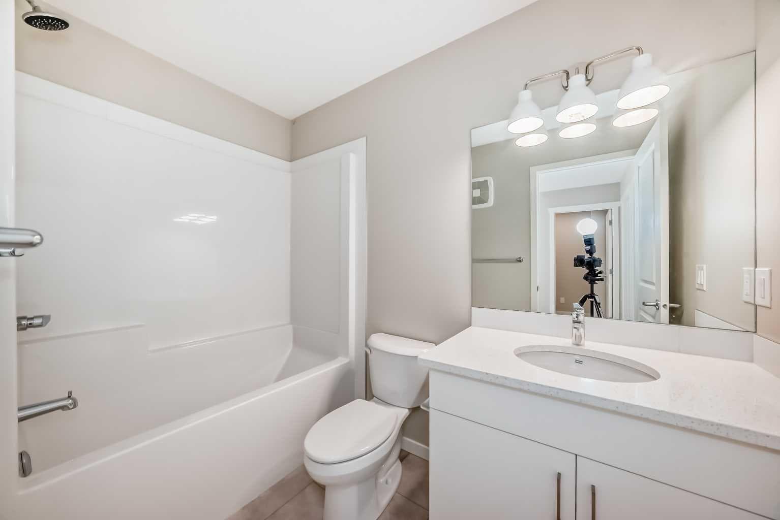 185 Mercado Landing SE