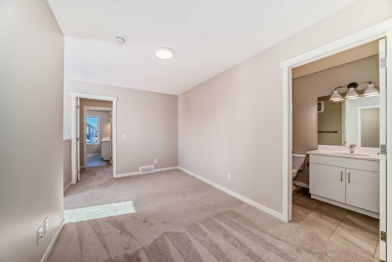 185 Mercado Landing SE
