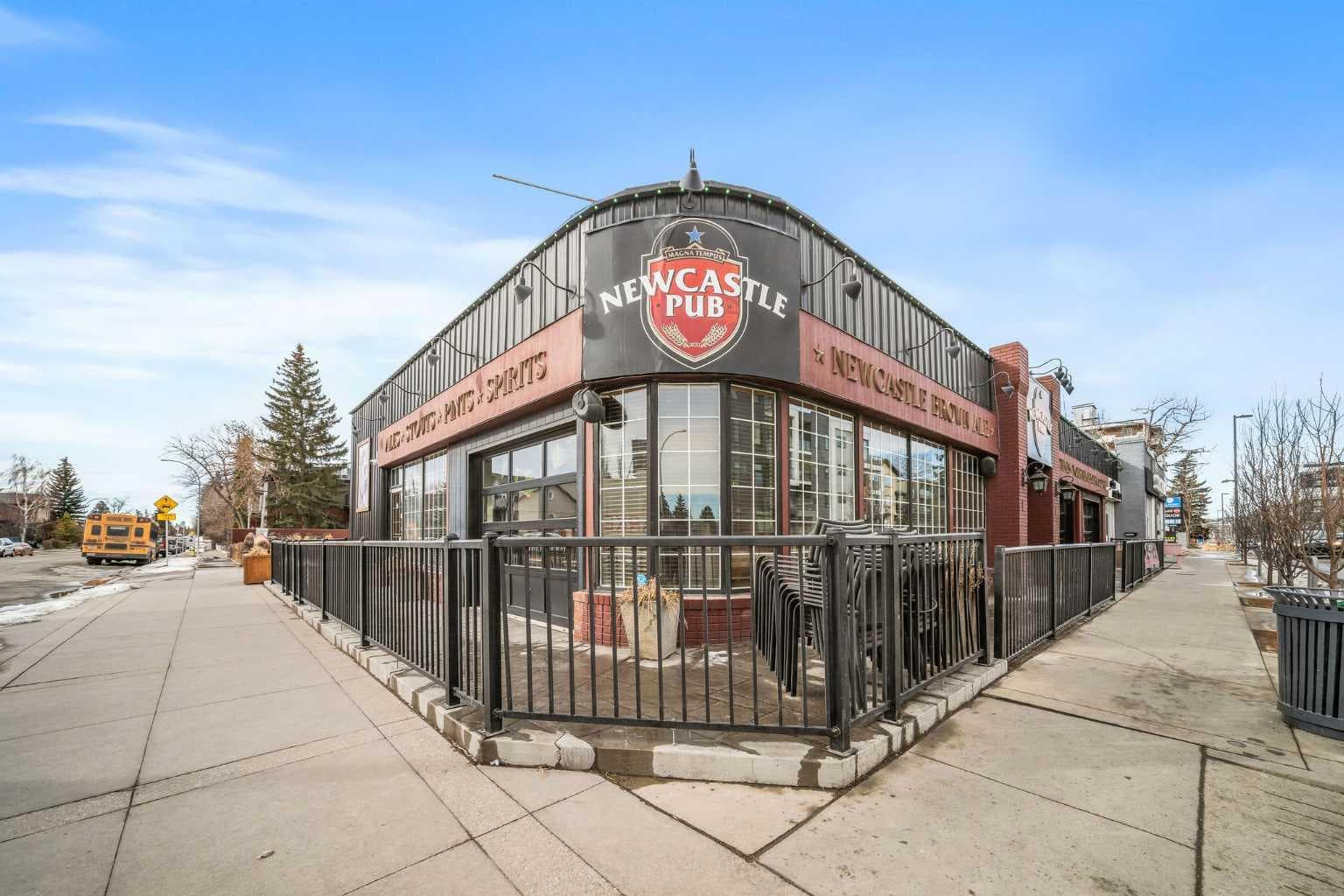 303, 1915 26 Street SW