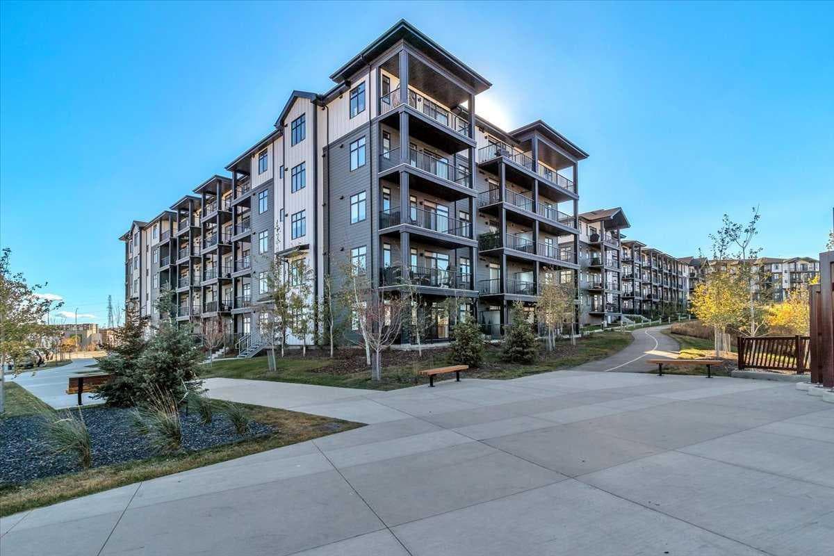 305, 30 Sage Hill Walk NW