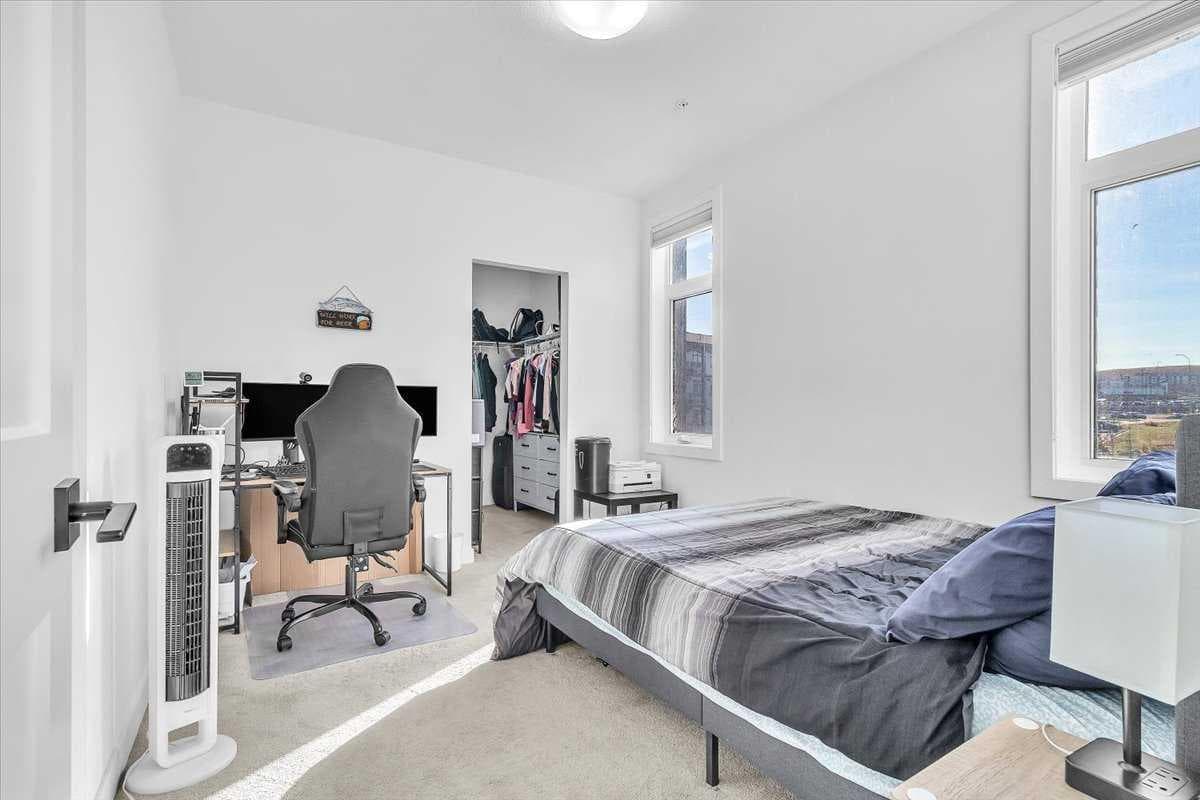 305, 30 Sage Hill Walk NW