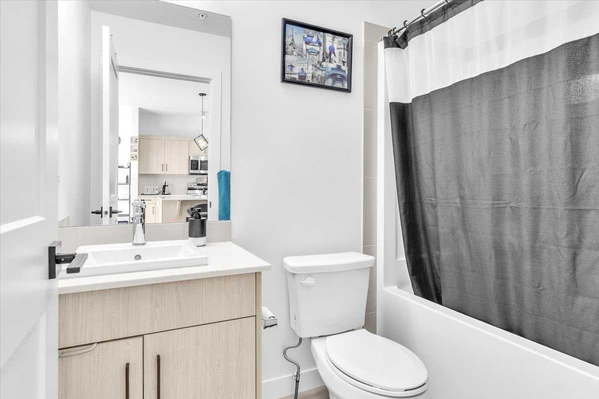 305, 30 Sage Hill Walk NW