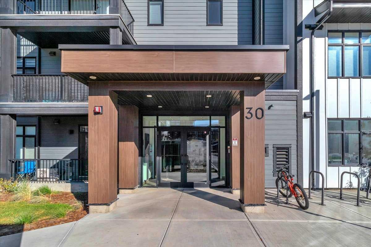 305, 30 Sage Hill Walk NW