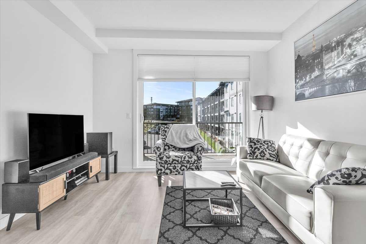 305, 30 Sage Hill Walk NW