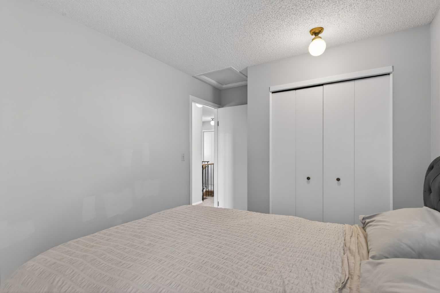 53 Millrise Lane SW