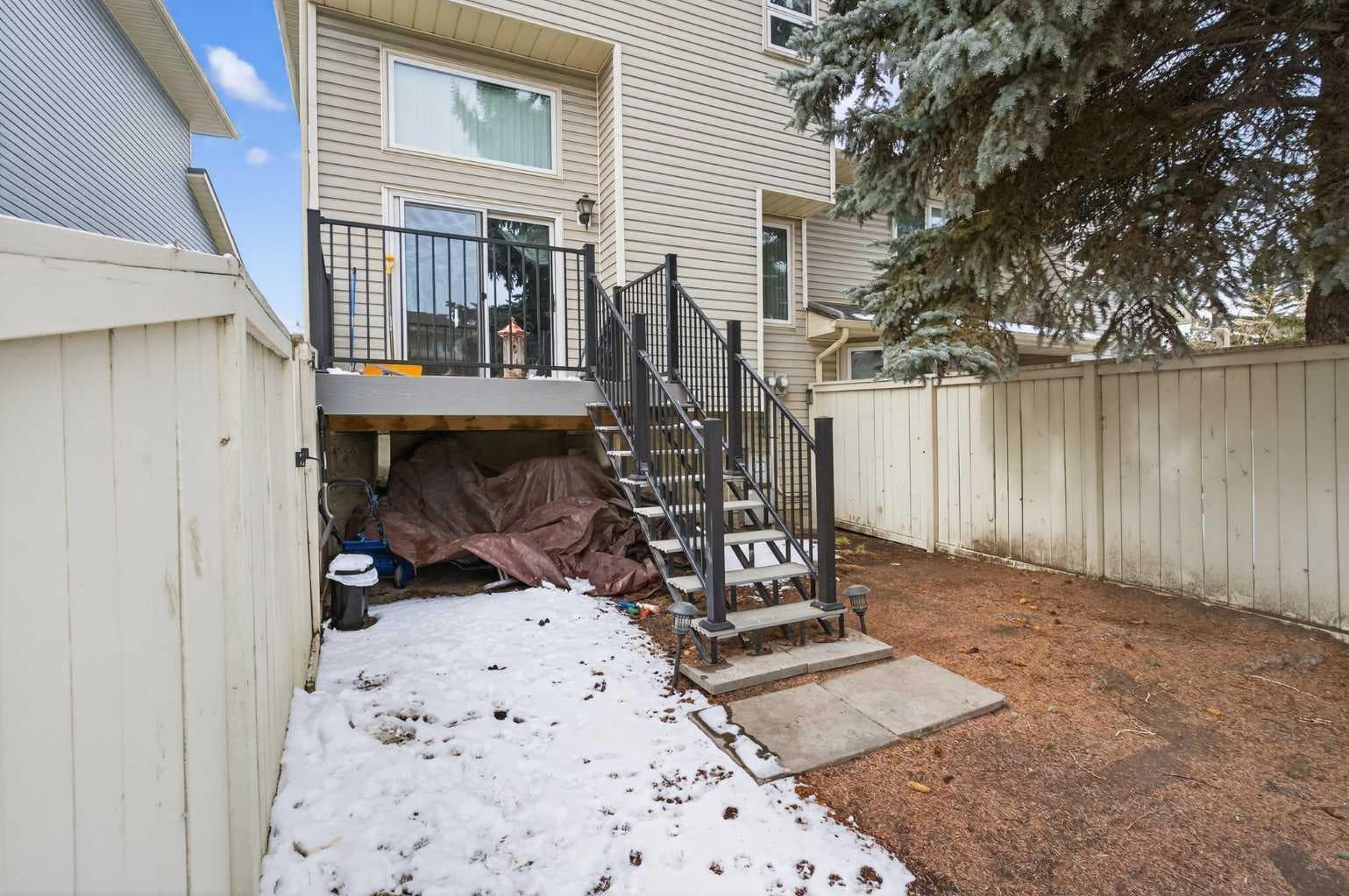 53 Millrise Lane SW