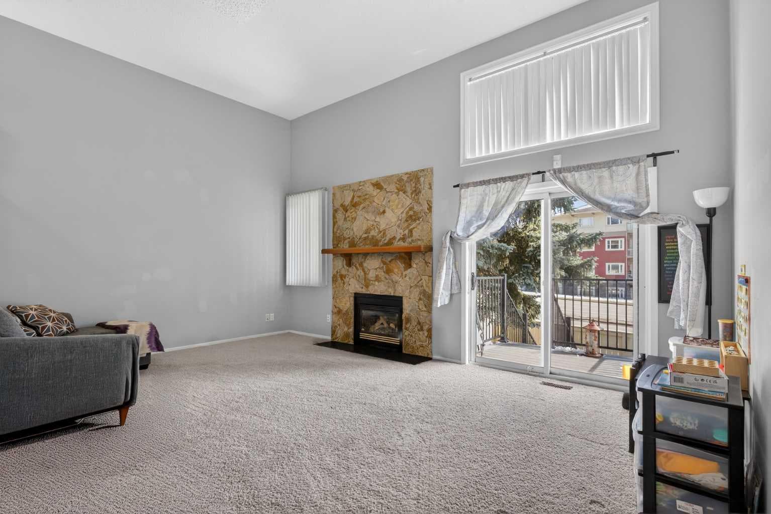 53 Millrise Lane SW