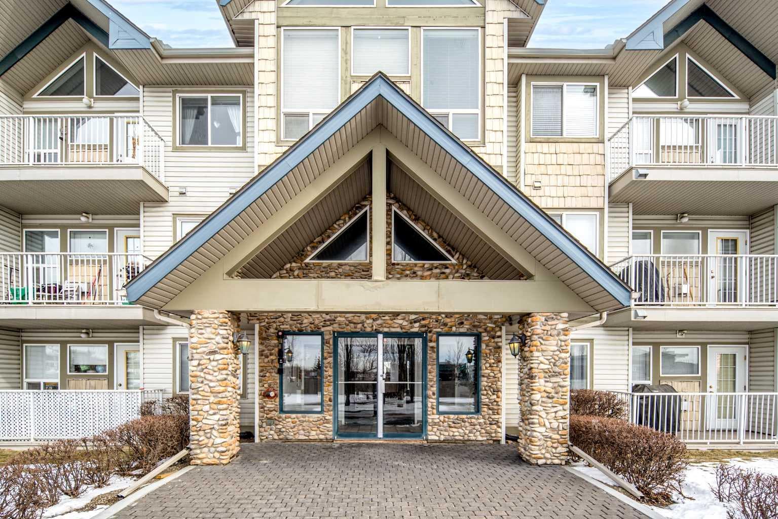 313, 7 Harvest Gold Manor NE
