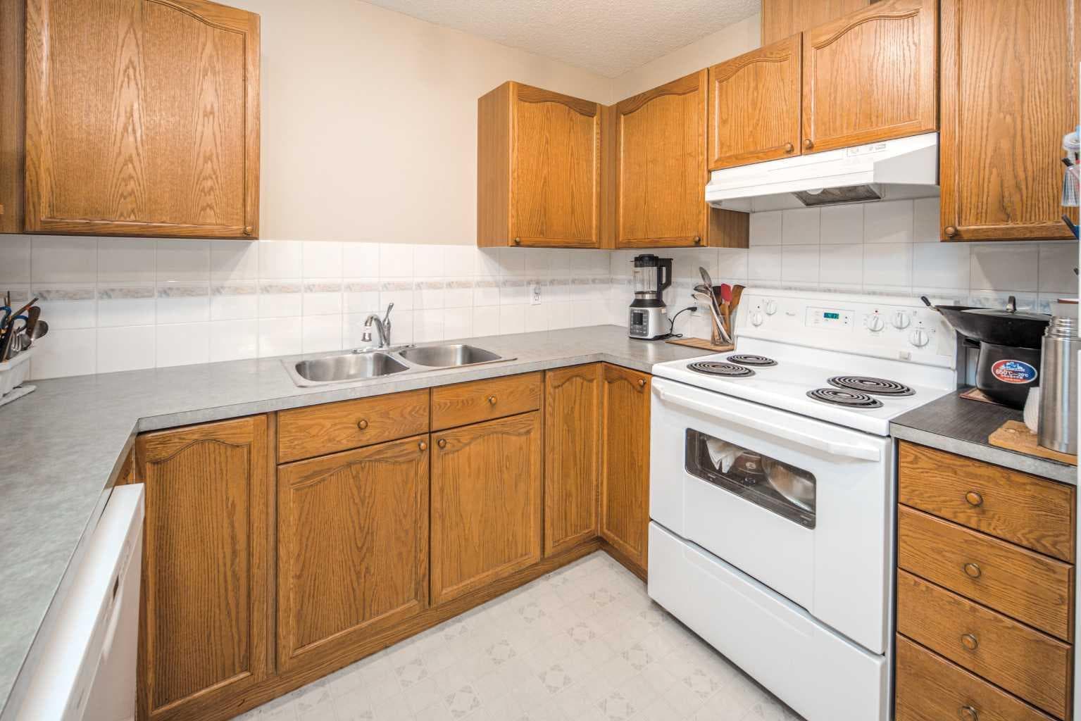 313, 7 Harvest Gold Manor NE