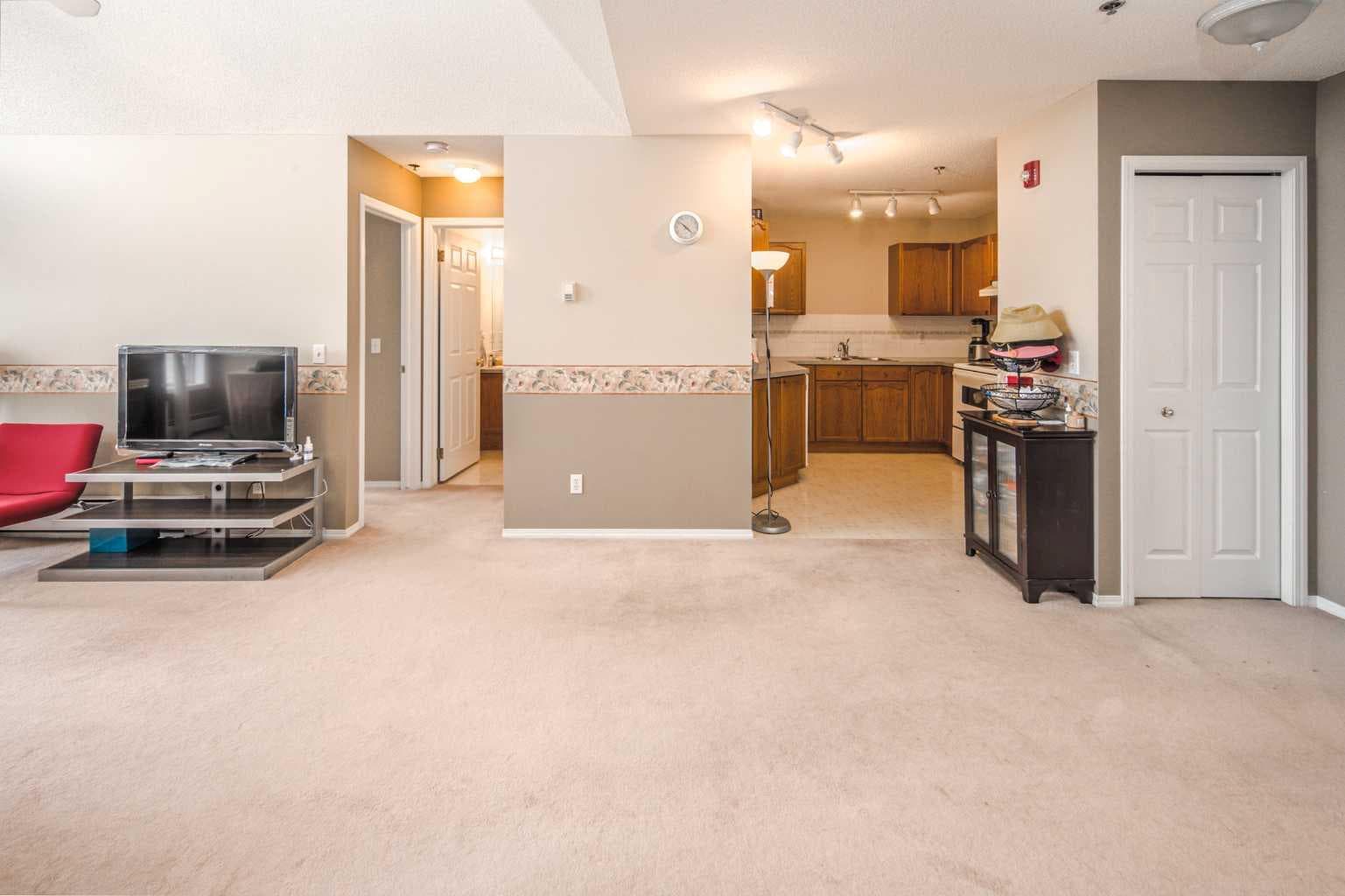 313, 7 Harvest Gold Manor NE