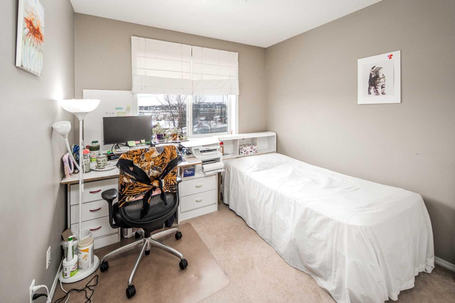 313, 7 Harvest Gold Manor NE