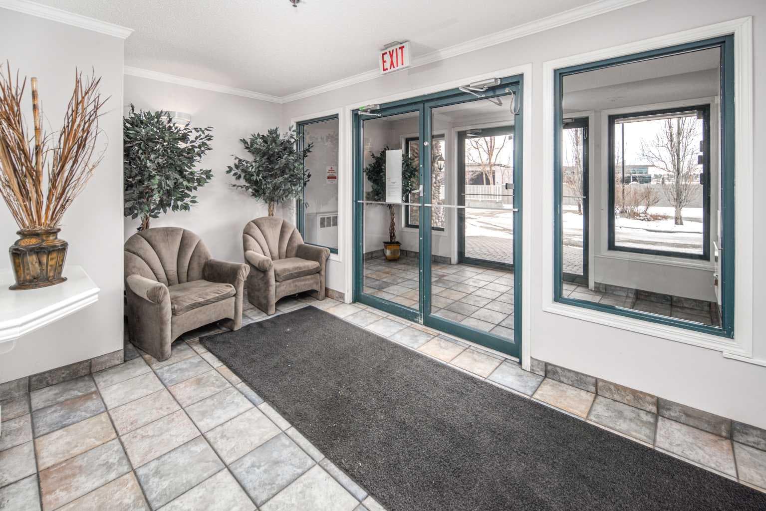 313, 7 Harvest Gold Manor NE