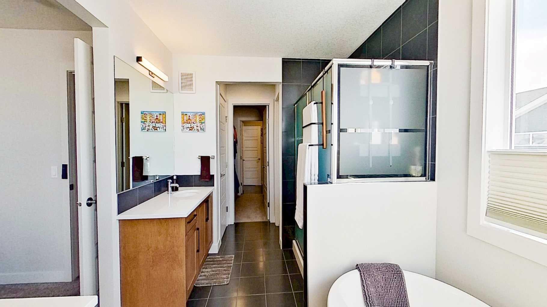 163 Sundown Crescent 