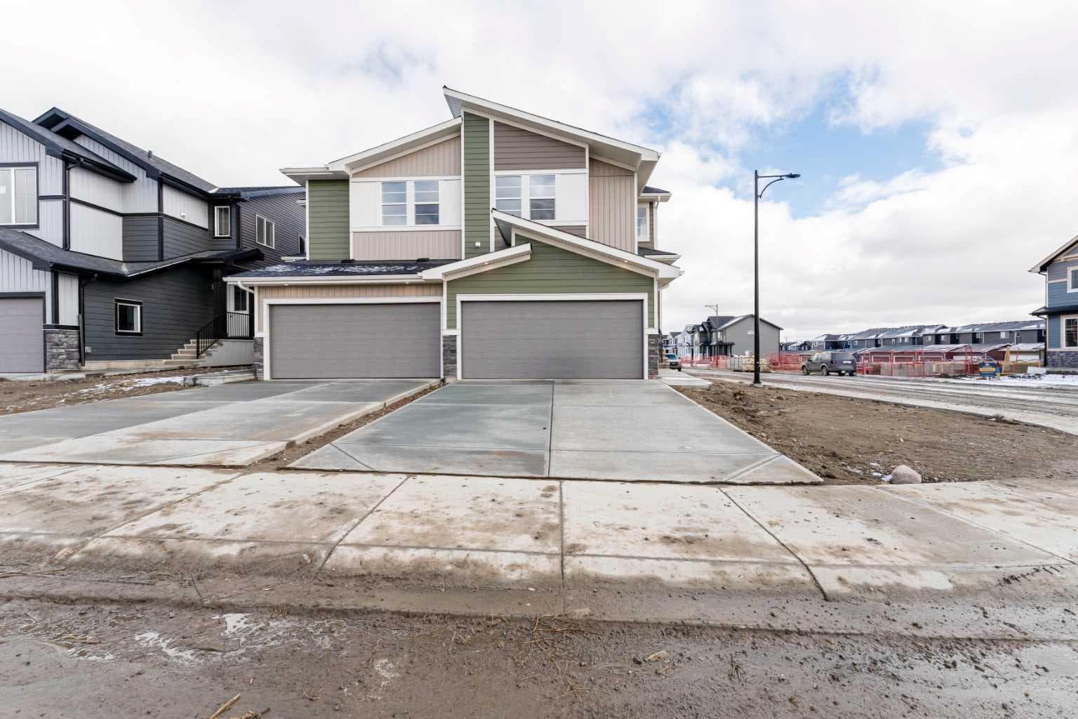 99 Waterford Mews 