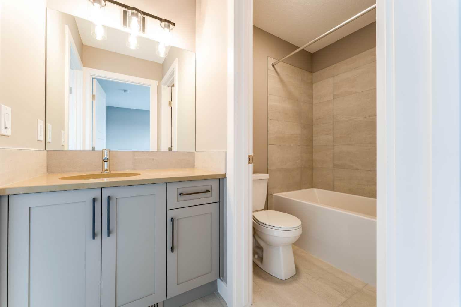 99 Waterford Mews 