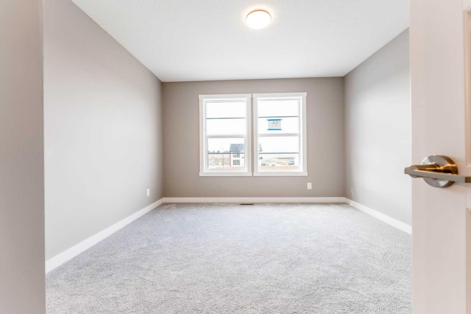 99 Waterford Mews 
