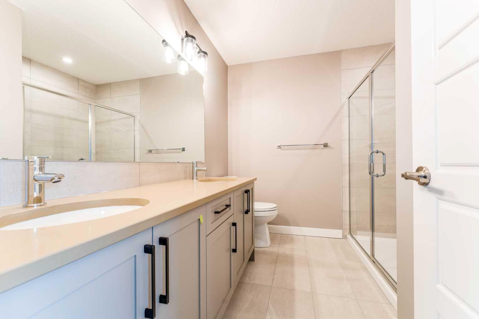 99 Waterford Mews 