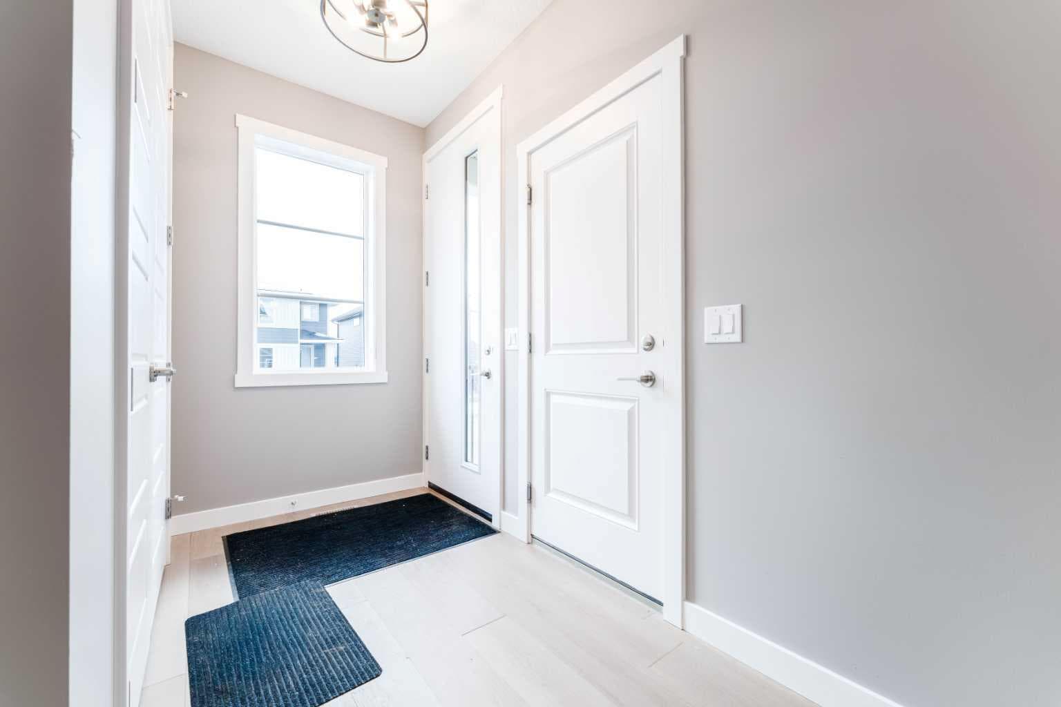 99 Waterford Mews 