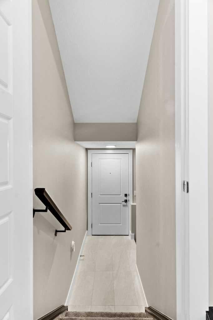 160 Vantage Drive 