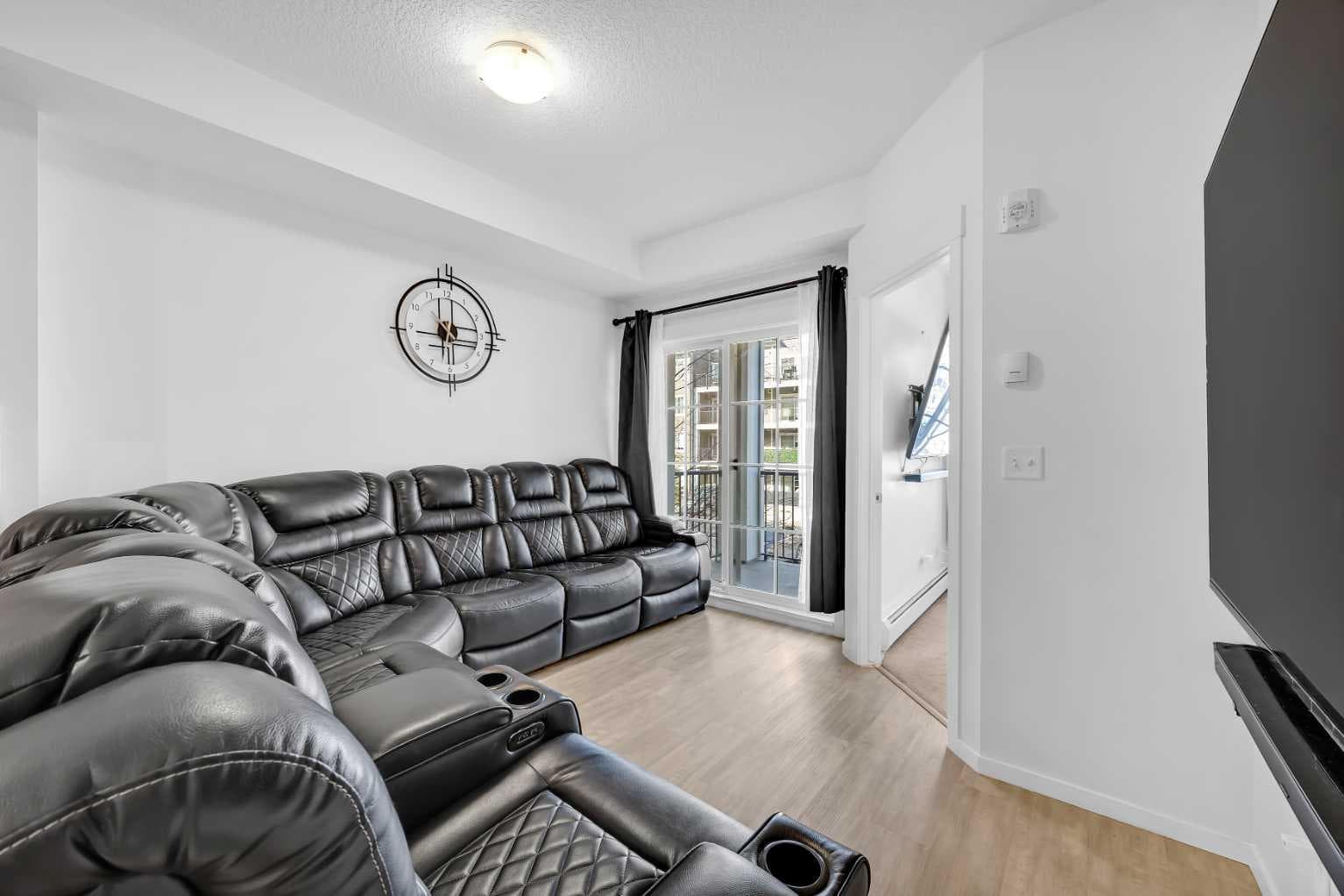 3202, 215 Legacy Boulevard SE