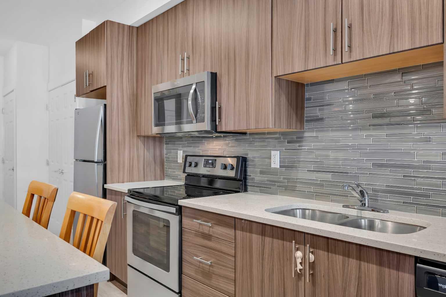 3202, 215 Legacy Boulevard SE