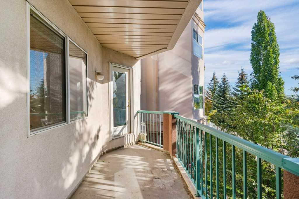 215, 200 Lincoln Way SW