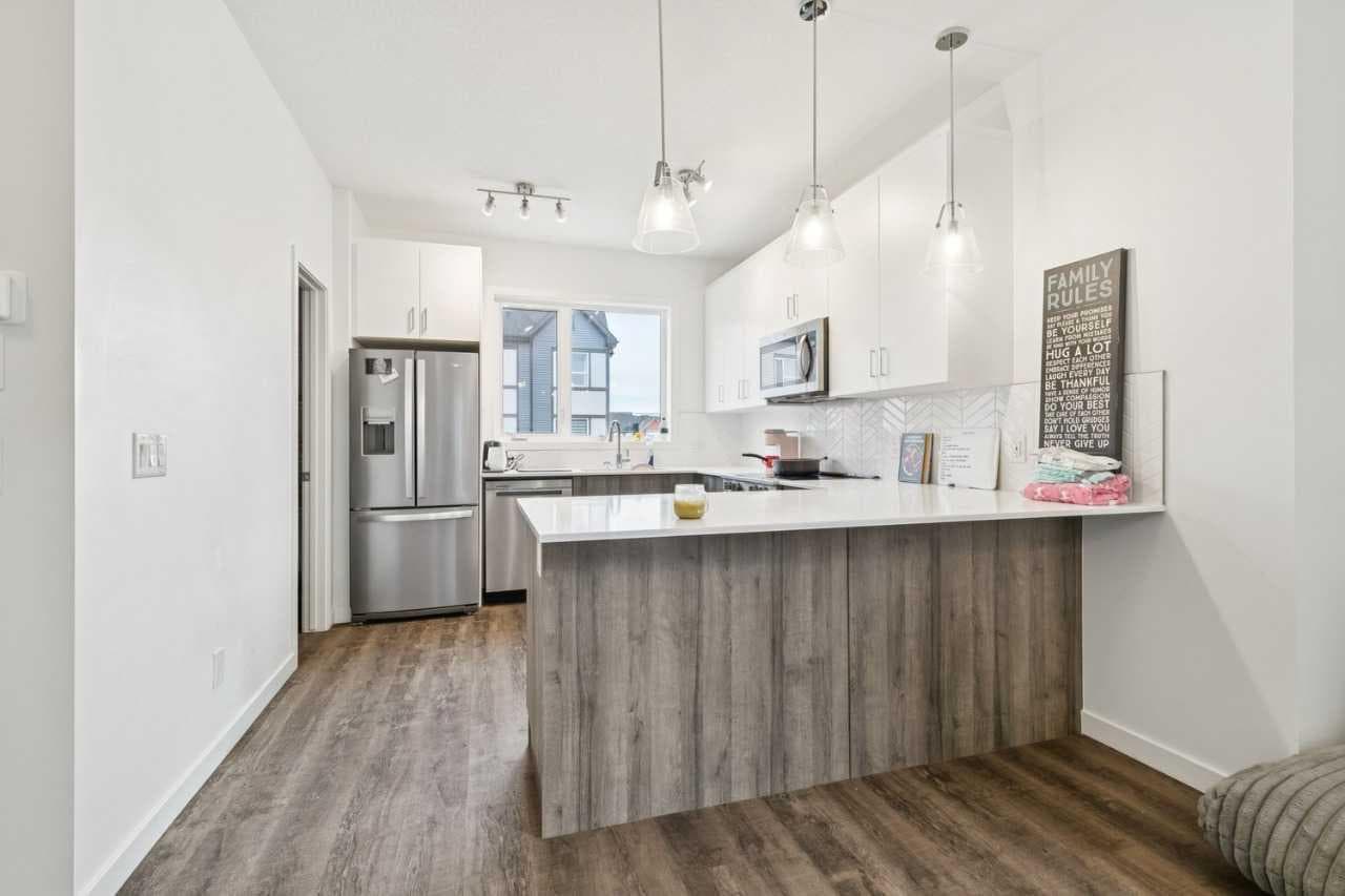 403, 850 Belmont Drive SW