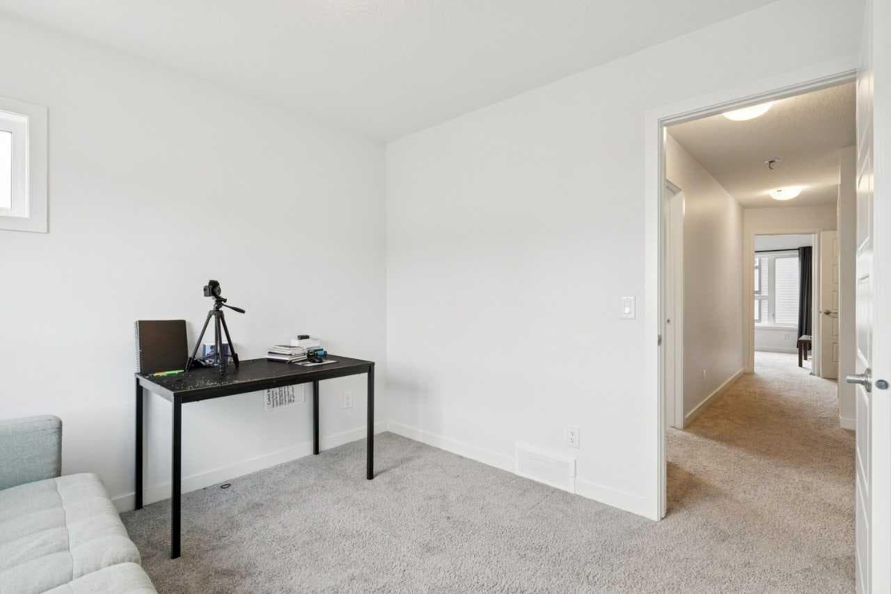 403, 850 Belmont Drive SW