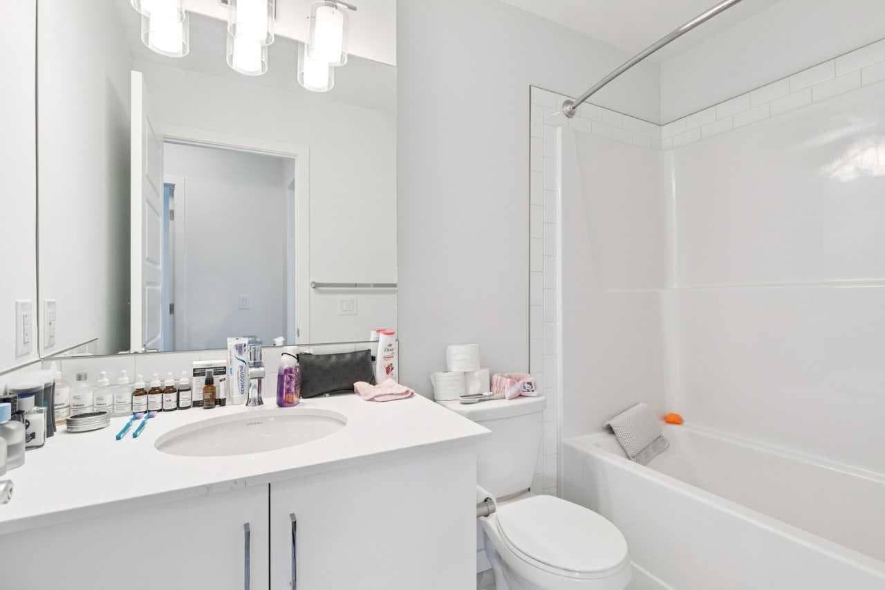 403, 850 Belmont Drive SW