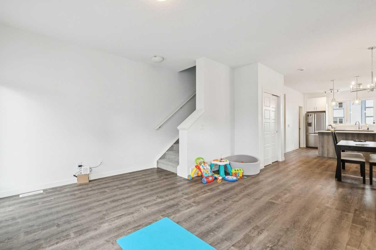 403, 850 Belmont Drive SW