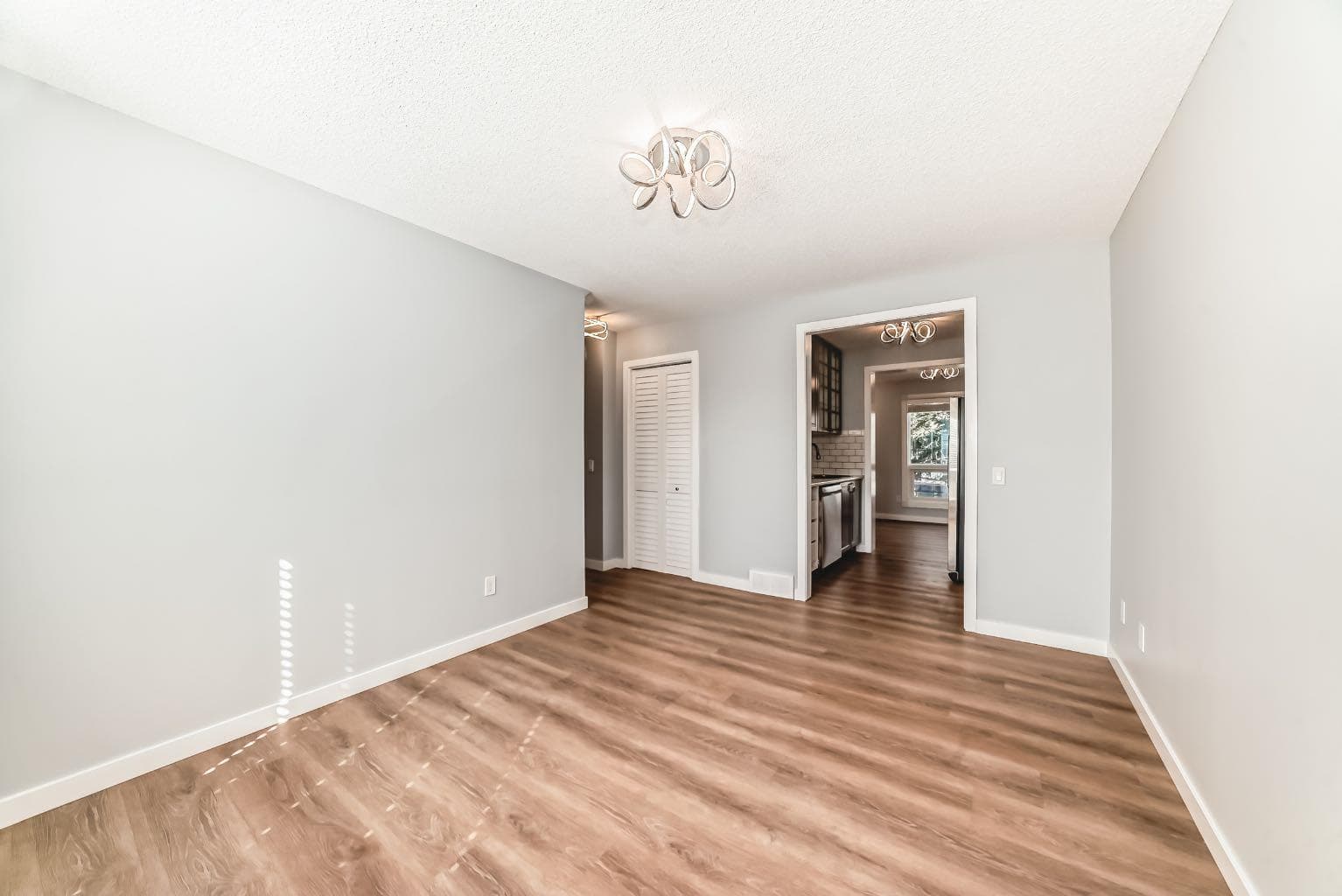 161, 6915 Ranchview Drive NW