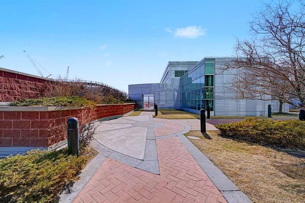 1006, 433 11 Avenue SE