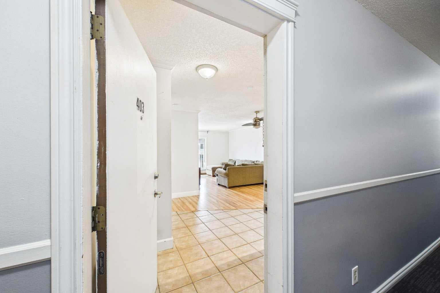 403, 732 57 Avenue SW