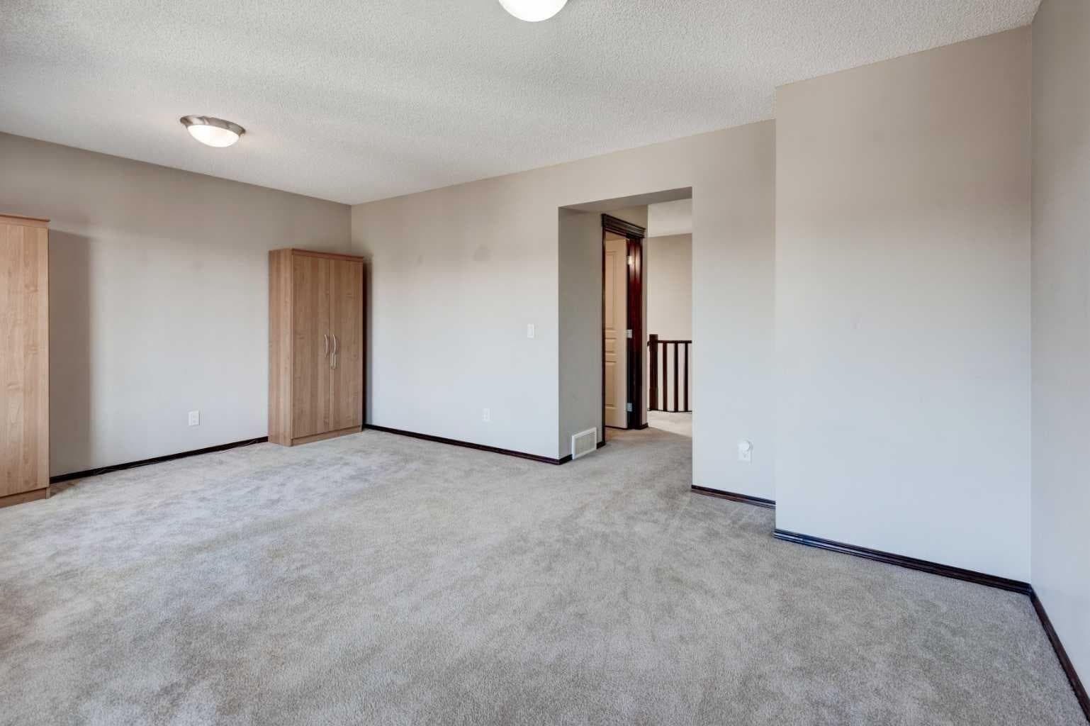 42 Everoak Green SW