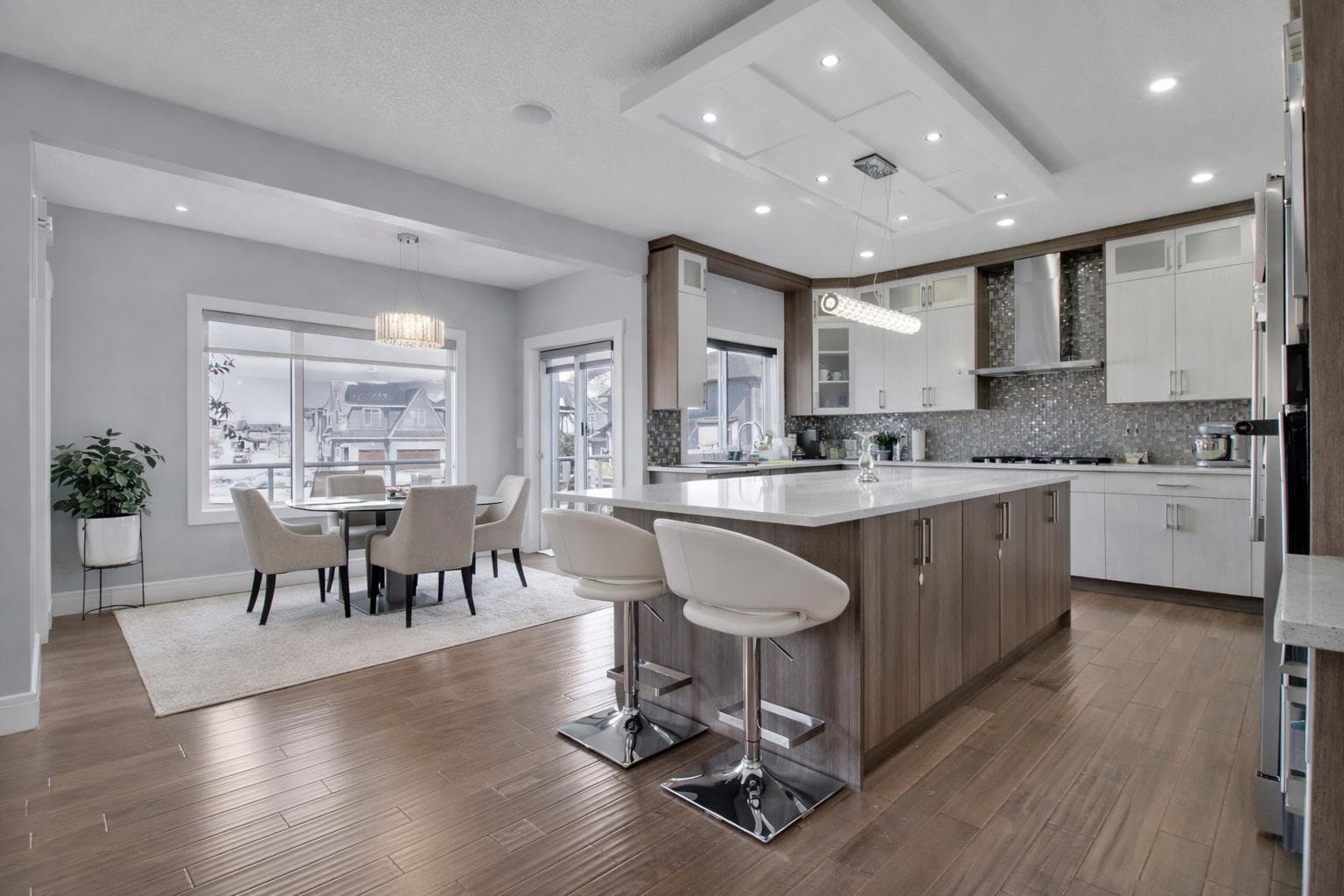 302 Kinniburgh Rd  