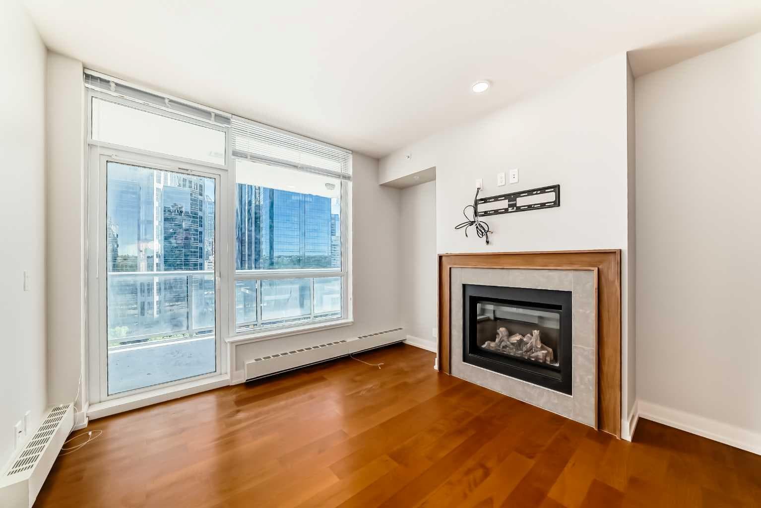 1126, 222 Riverfront Avenue SW