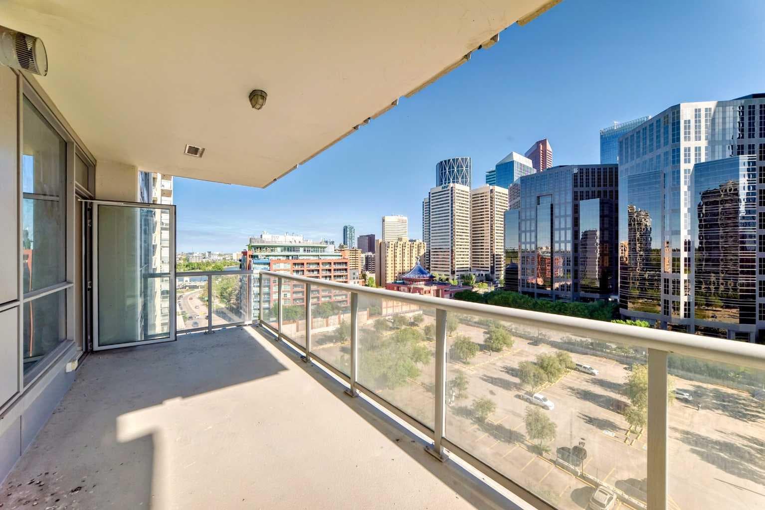 1126, 222 Riverfront Avenue SW