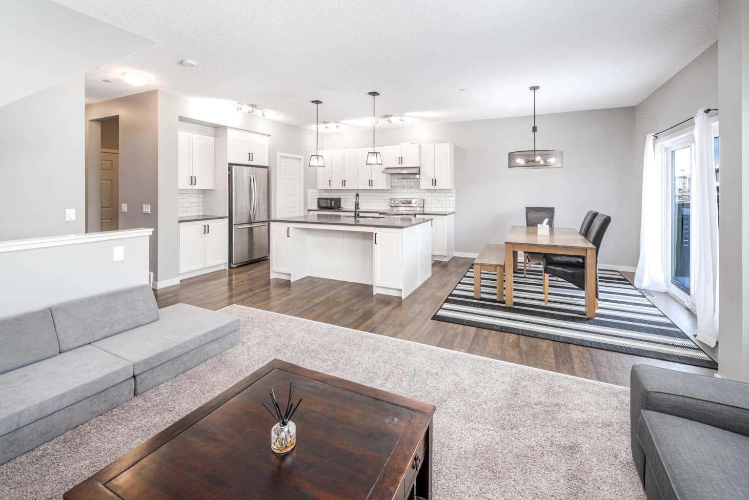 80 Howse Manor NE