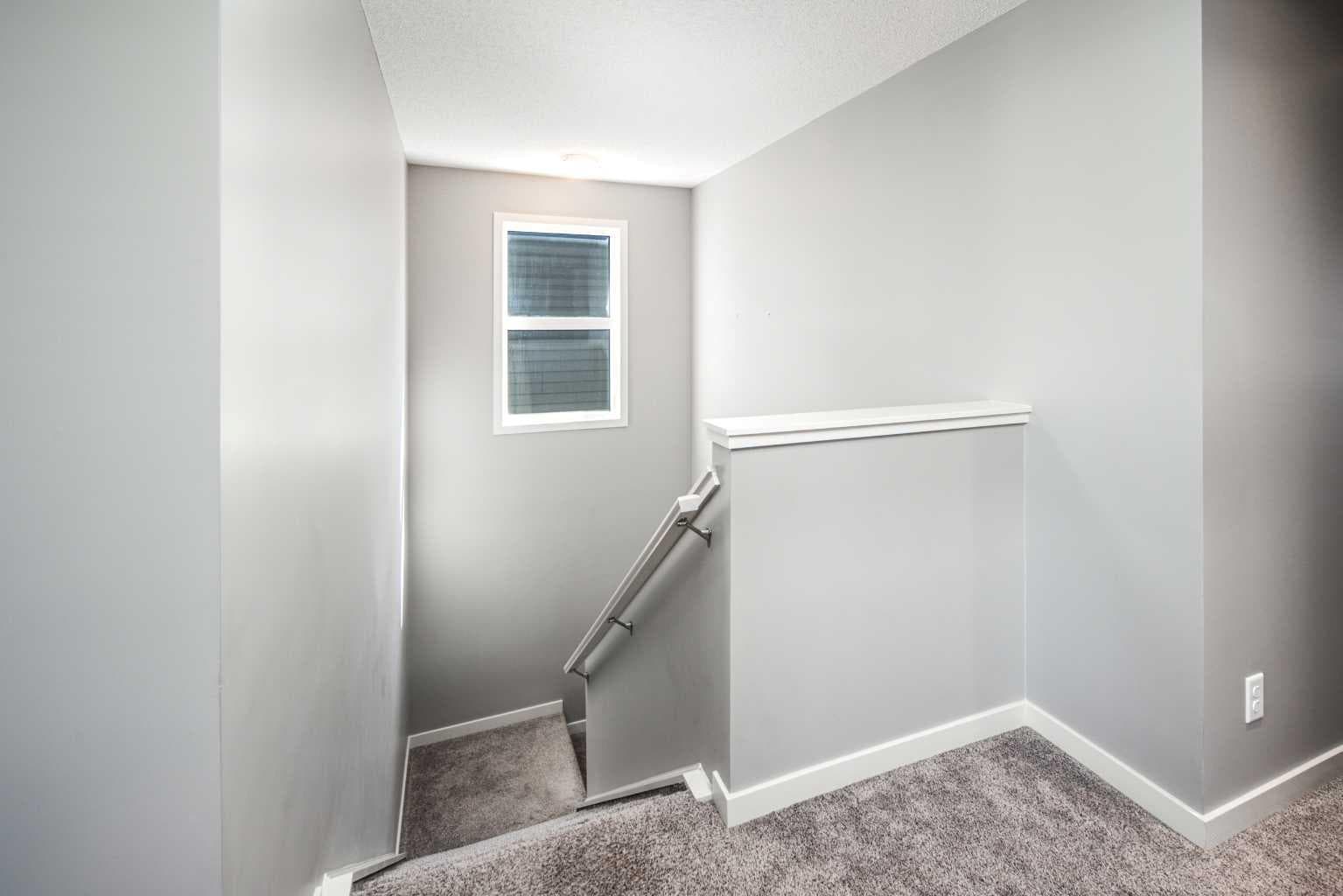 80 Howse Manor NE
