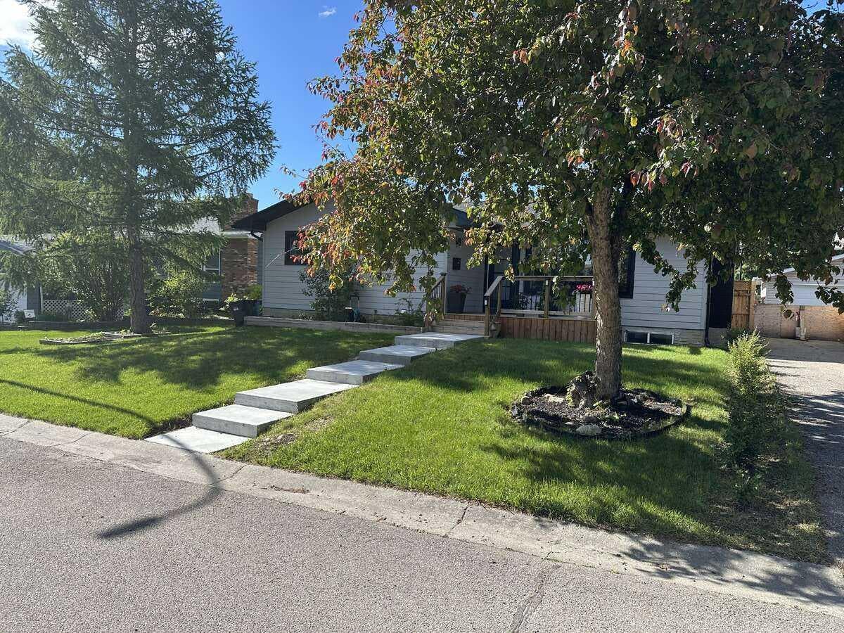 15 Brookmere Place SW