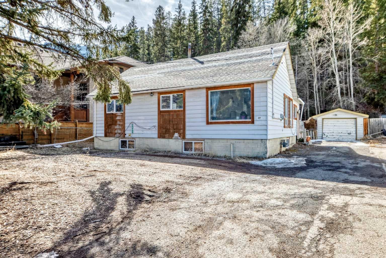 231 Three Sisters Drive 