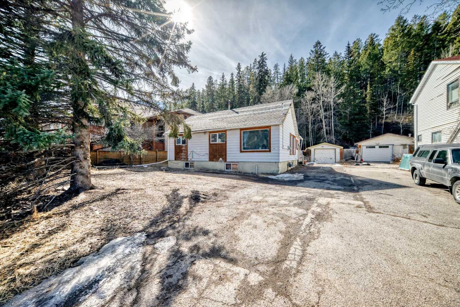 231 Three Sisters Drive 