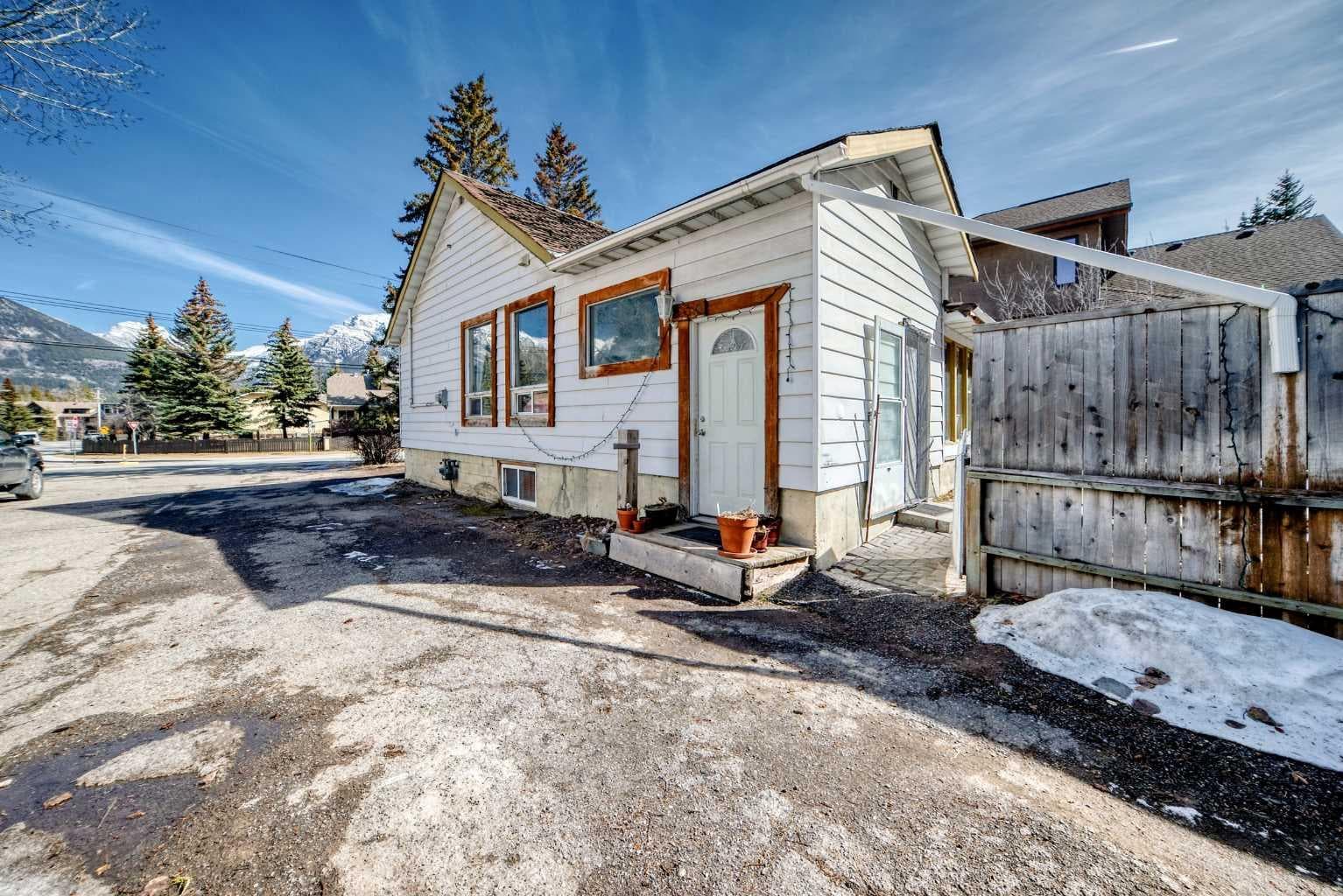 231 Three Sisters Drive 