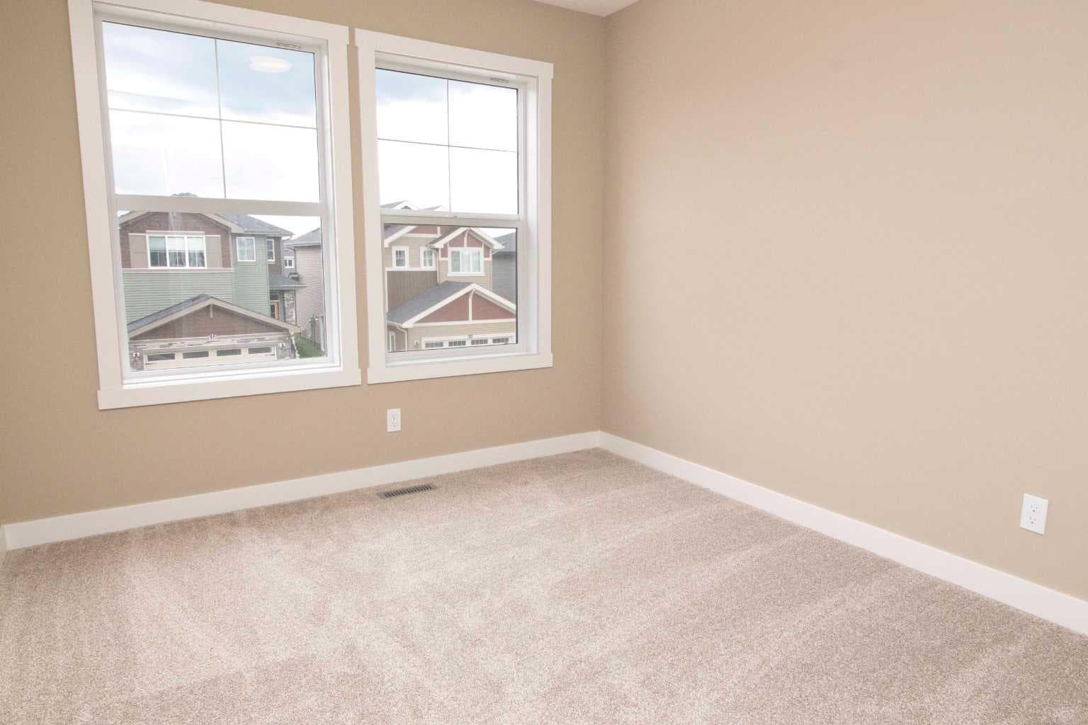 115 Sundown Crescent 